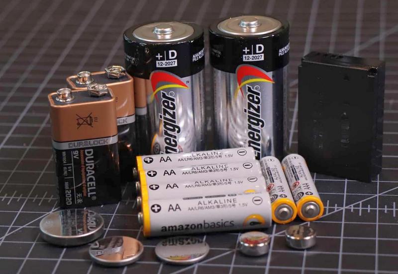Батарейки та акумулятори: види батарей, типорозміри