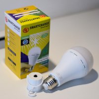 LED лампа-фонарик аккумуляторная Евросвет AC 12W DC3W E27 000058893