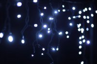 LED гірлянда Lumion Icicle light 120шт 2х0.9м білий Flicker-120