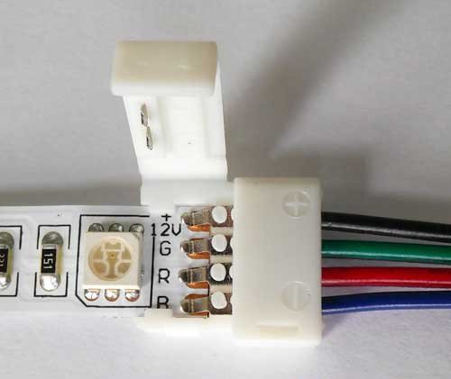 Коннектор Biom для LED ленты 12В, 4pin+4pin соединитель (RGB) № 10 SC-10-SWC-4 567