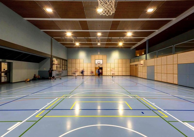 svetilniki_dlya_sportivnyh_zalov.jpg