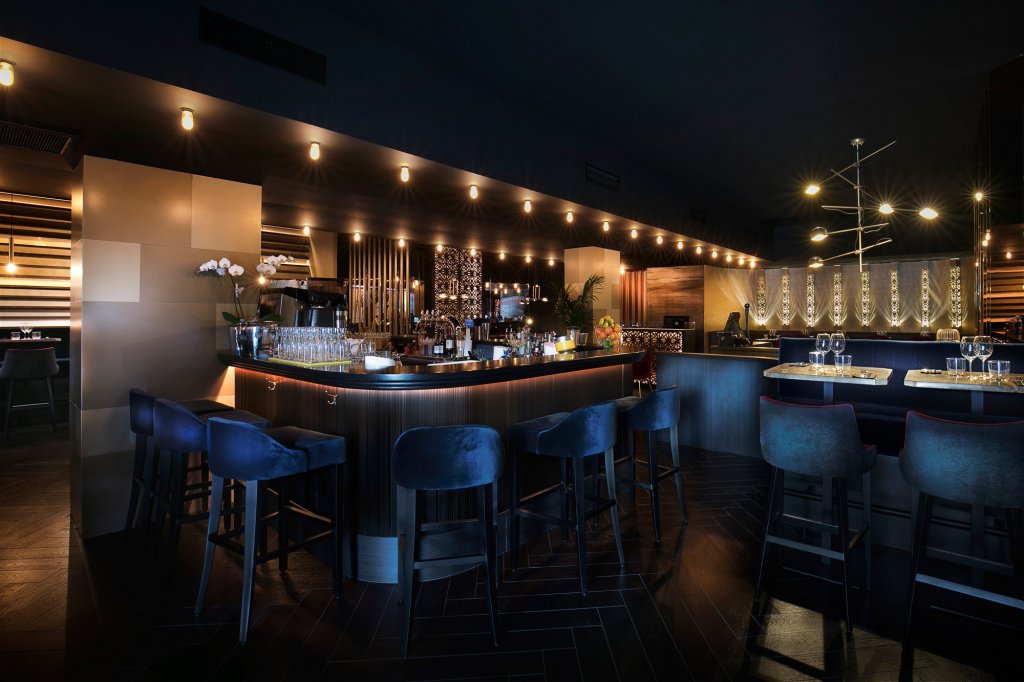 restaurant-lighting-mullan-lighting.jpg