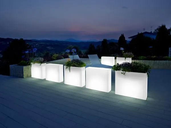 hydroponika-KUBE_HIGH_SLIM_LIGHT_cassetta-komp2.jpg