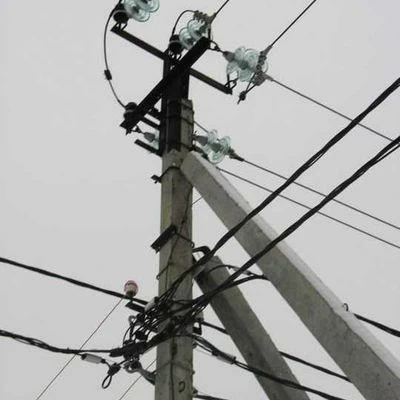 Что запрещено в охранной зоне ЛЭП homut-h-10-opor-lep-vl-0-38-kv-serii-3-407-1-136-3_foto_largest.jpg