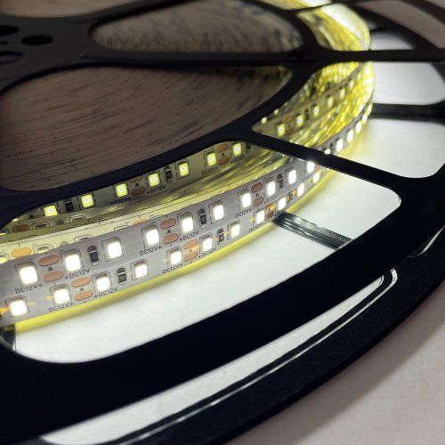 LED стрічка OEM SMD2835 120шт/м 9W/m IP20 12V 7000-7500K 50м ST-50-12-2835-120-CW-20 22304
