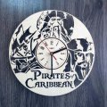 Часы круглые настенные из дерева 7Arts Пираты Карибского моря CL-0224