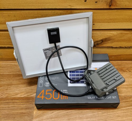 LED прожектор на солнечной батарее автономный Videx 10W 5000К IP65 VL-FSO-205