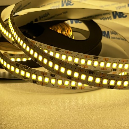 LED лента OEM SMD2835 240шт/м 20W/м IP20 12V 3000K ST-12-2835-240-WW-20 (5 метров) 14487