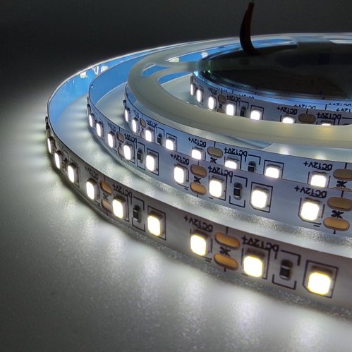 LED стрічка BestLux SMD2835 120шт/м 12W/м IP20 12V 6500K LedStrip-2835-120-12-6500