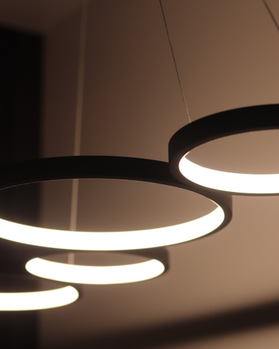 LED світильник підвісний Goldlux Flamenco 42W 4000K чорний 331021