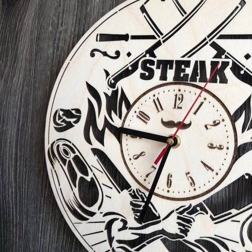 Тематические настенные часы из дерева 7Arts Steak House CL-0299