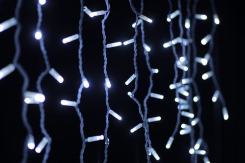 LED гірлянда Lumion Icicle light 90шт 2х0.5м білий Flicker